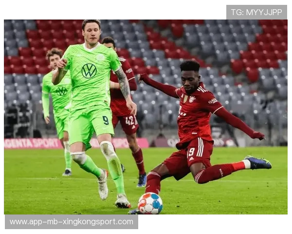 拜仁慕尼黑持续施压，凯恩威胁不断